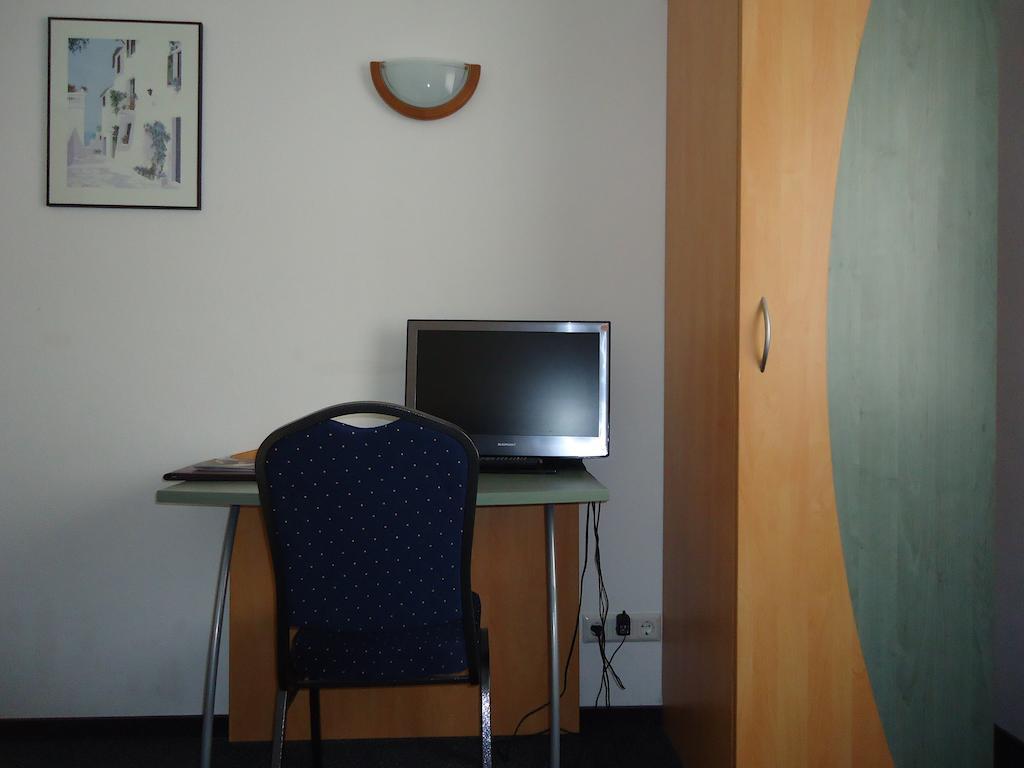Hotel Central Oberursel Quarto foto