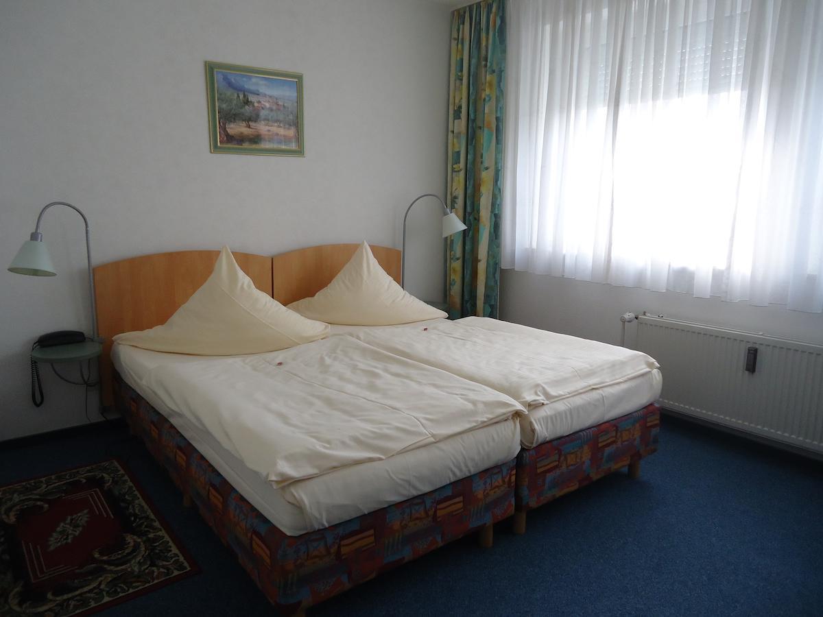 Hotel Central Oberursel Quarto foto